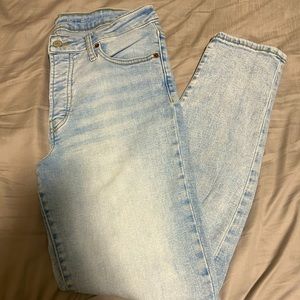 Old Navy | Straight Leg Jeans